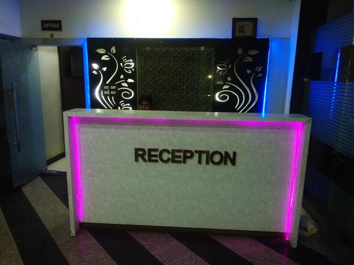 Negi'S Grand By Wb Hotels Kanpur Luaran gambar